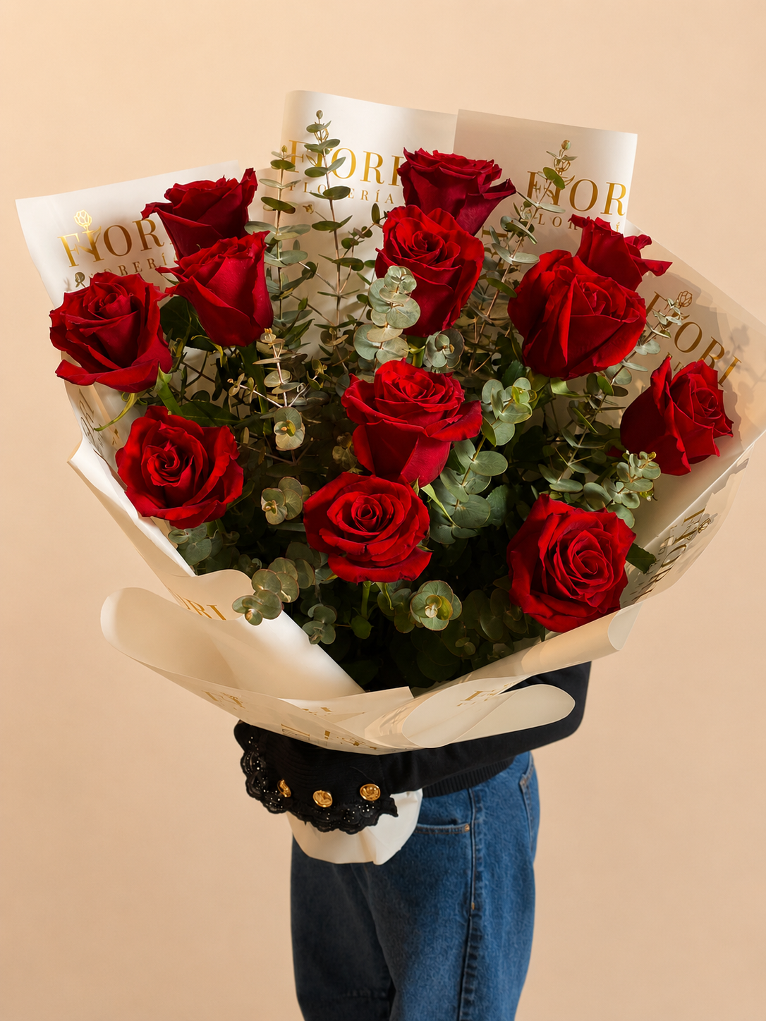 RA CASCADA 12 ROSAS CON PAPEL FIORI