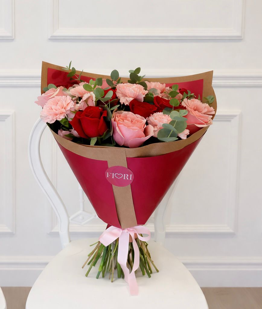 RA 128. ROSAS Y CLAVELES